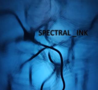 Ombres dans un univers bleuté