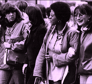 Debout © Claude Szmulewicz