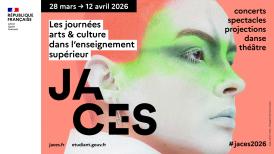 Visuel JACES avec le visage d'une personne maquiller de blanc et verre sur le visage et les cheveux orange. On aperçoit l'inscription JACES 
