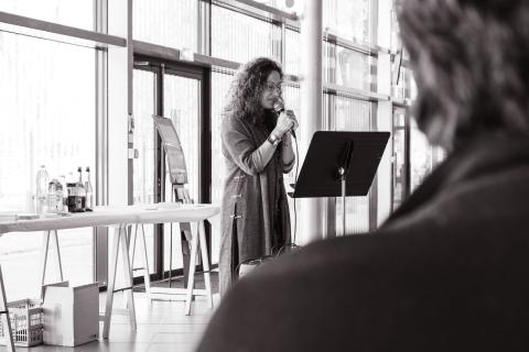 Mélodie Mô durant la remise de prix