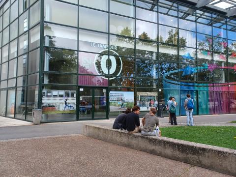 L'exposition Humaines dans le Tambour