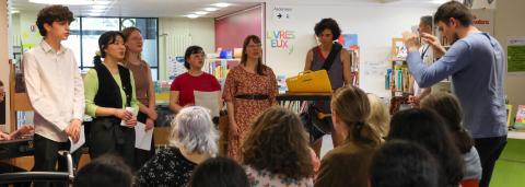 Photo de la chorale DoRémiFac lors de leur concert à la bibliothèque Villejean